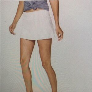 Lululemon Circuit Breaker Skirt II (Regular 13") in White Size 10